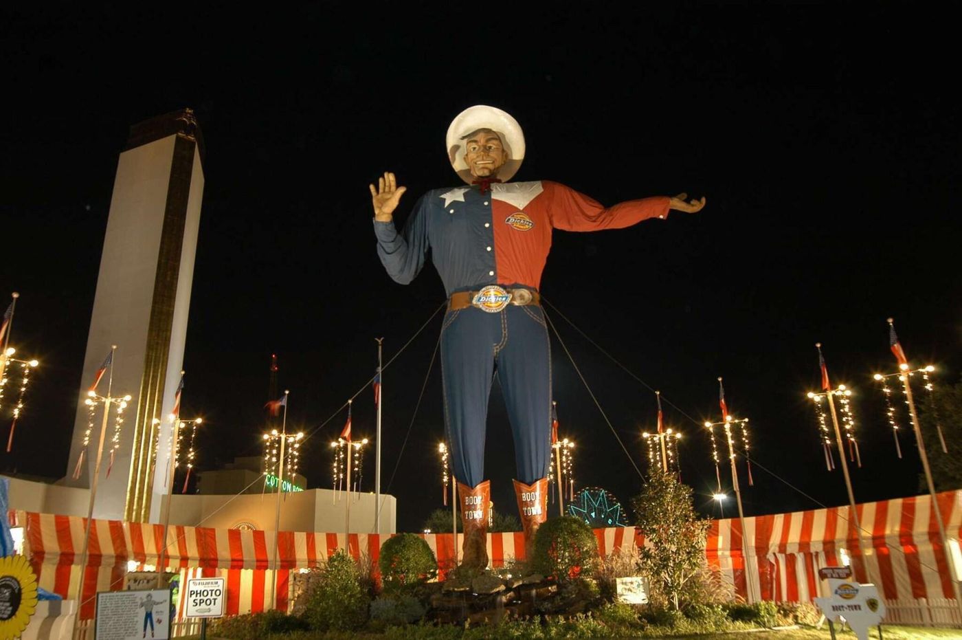 Embassy Suites by Hilton Dallas Market Center-United States-DALLAS-General view-6