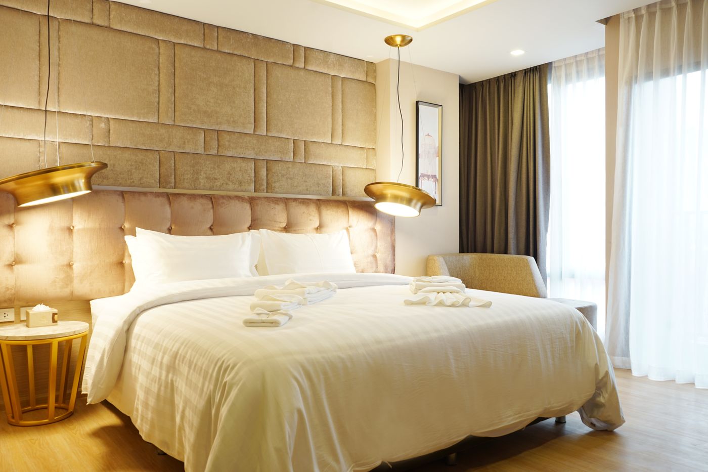 De-Prime-Rangnam-Hotel-Room-12