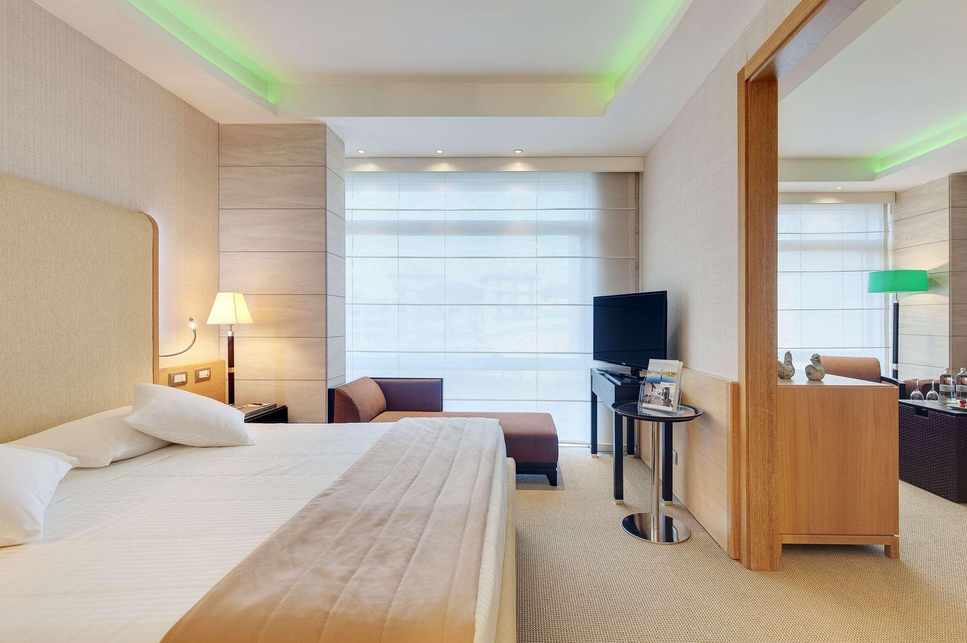 Precise-House-Mantegna-Roma-Room-32