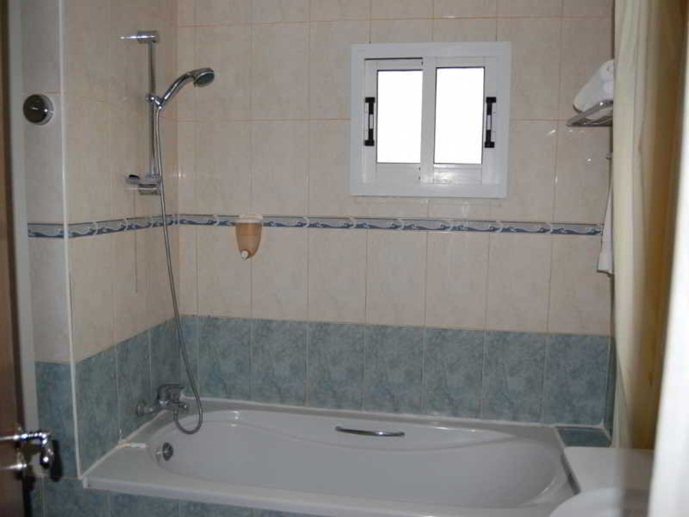 M--Moniatis-Hotel-General-view-16