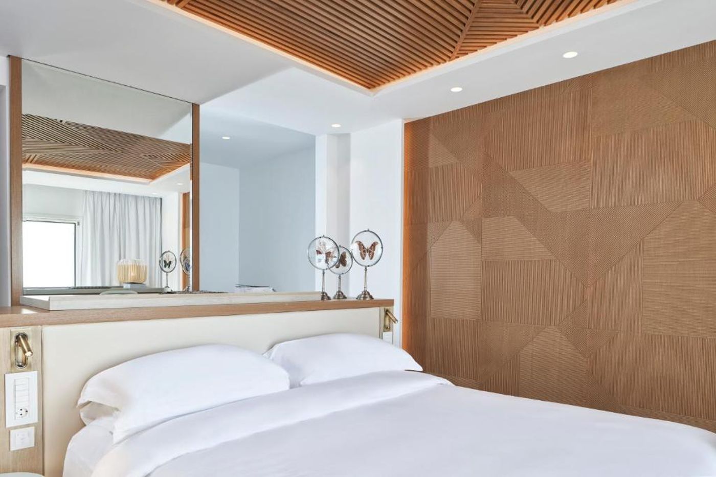 Myconian-Korali-Relais---Chateaux-Room-37