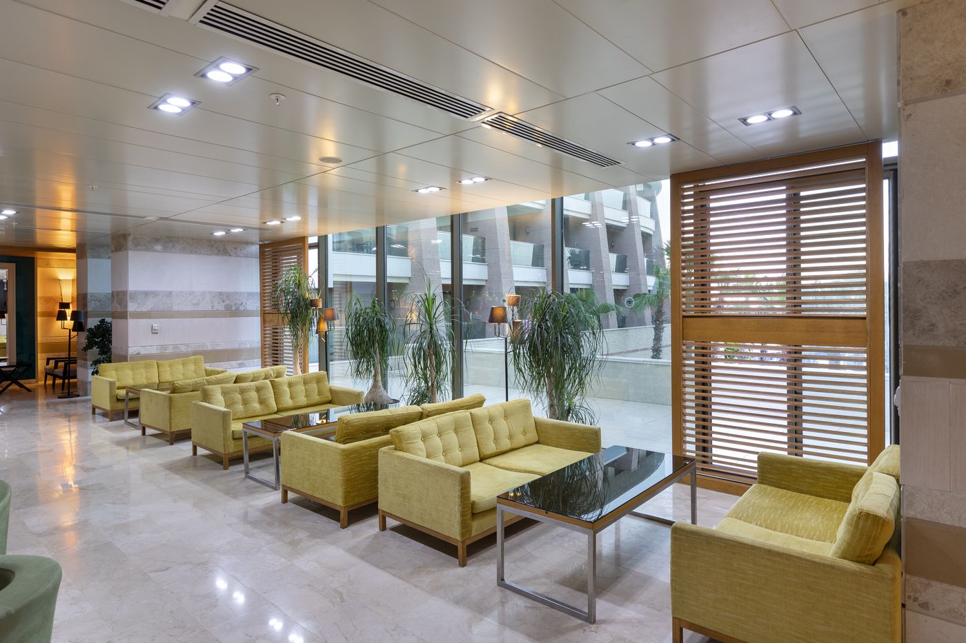 Sherwood-Dreams-Resort-Lobby-49