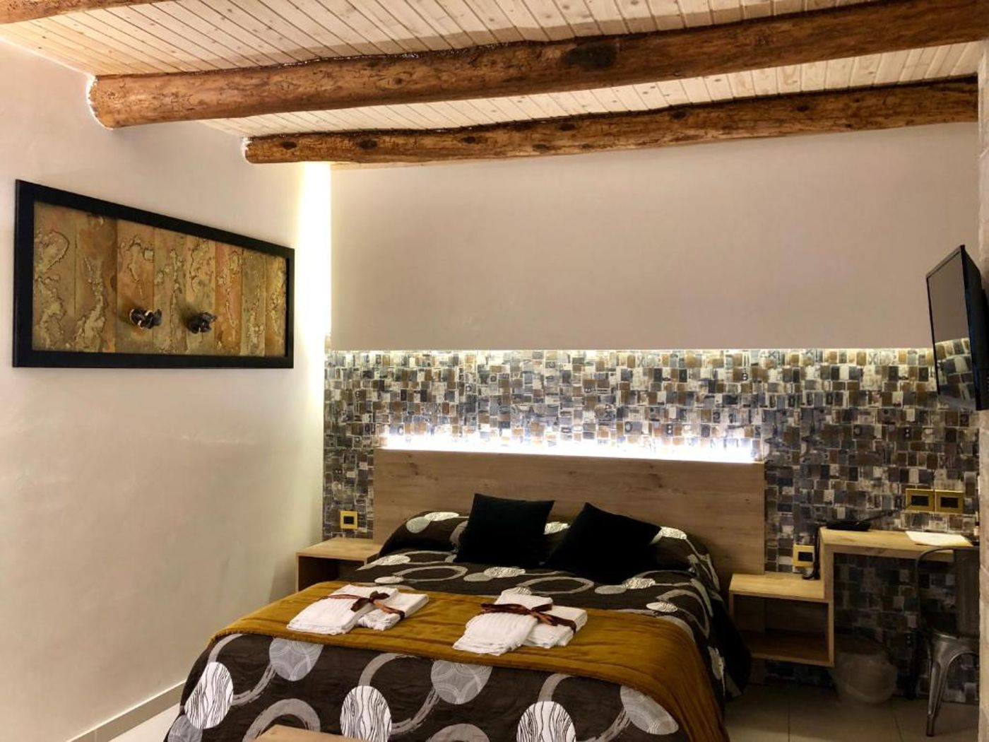 Relais Piazza del Plebiscito - Italy - Napoli - Room - 0