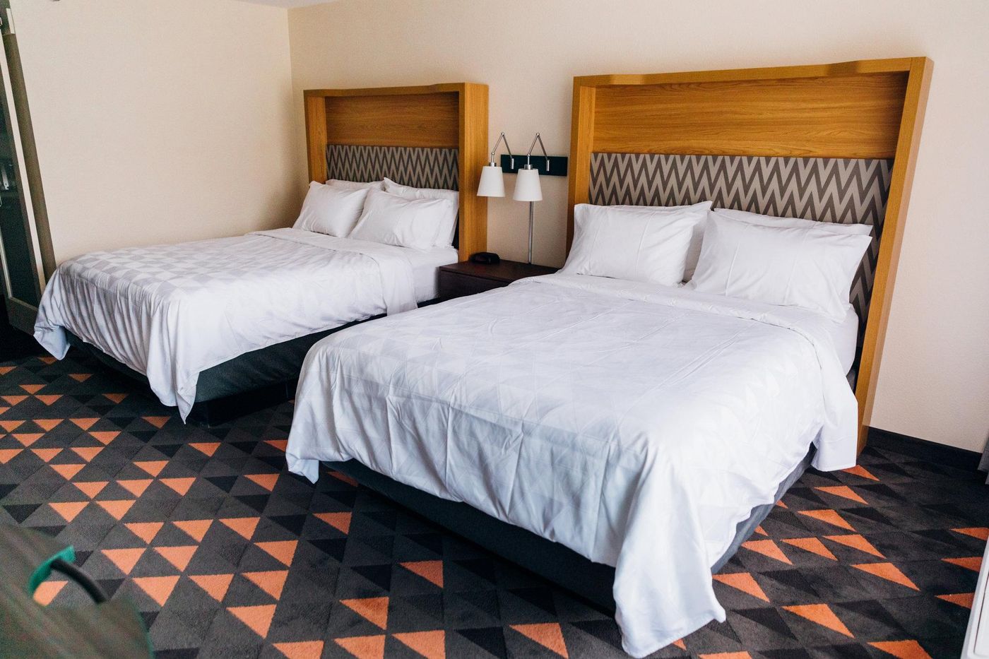 Holiday Inn & Suites Phoenix-Mesa/Chandler-United States-MESA-Room-8