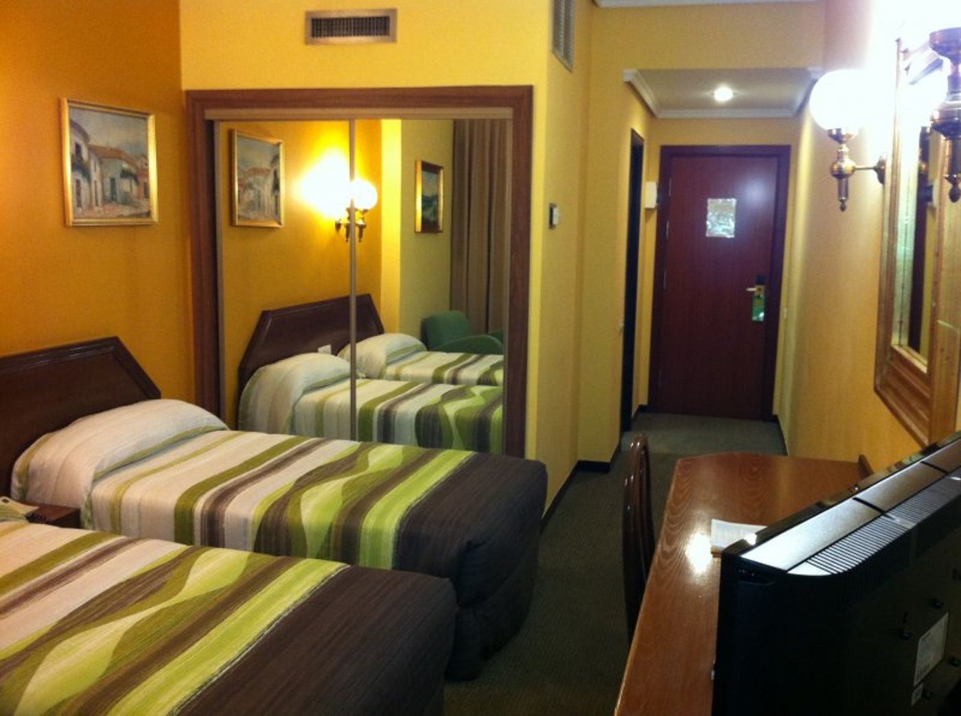 NYX-Hotel-Madrid-by-Leonardo-Hotels-Room-39