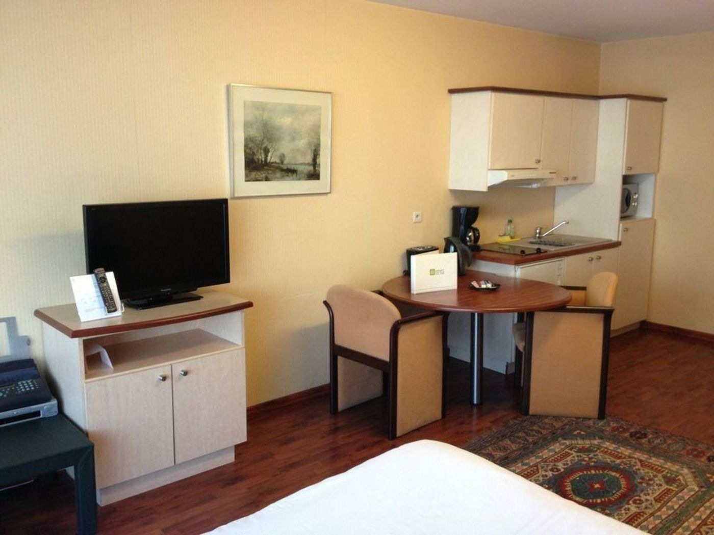 B-Aparthotel-Montgomery-Room-13