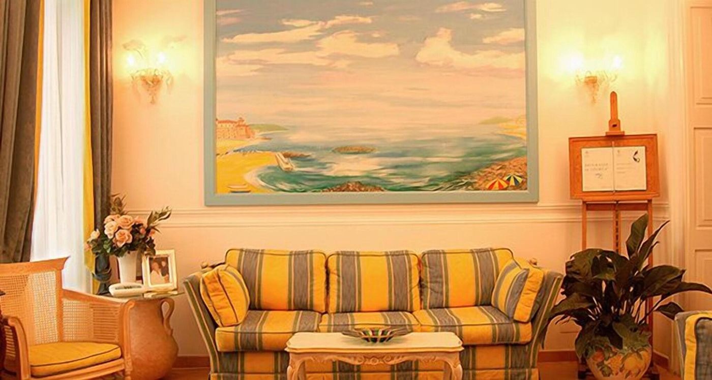 Villa-Sirio-Hotel-Lobby-23