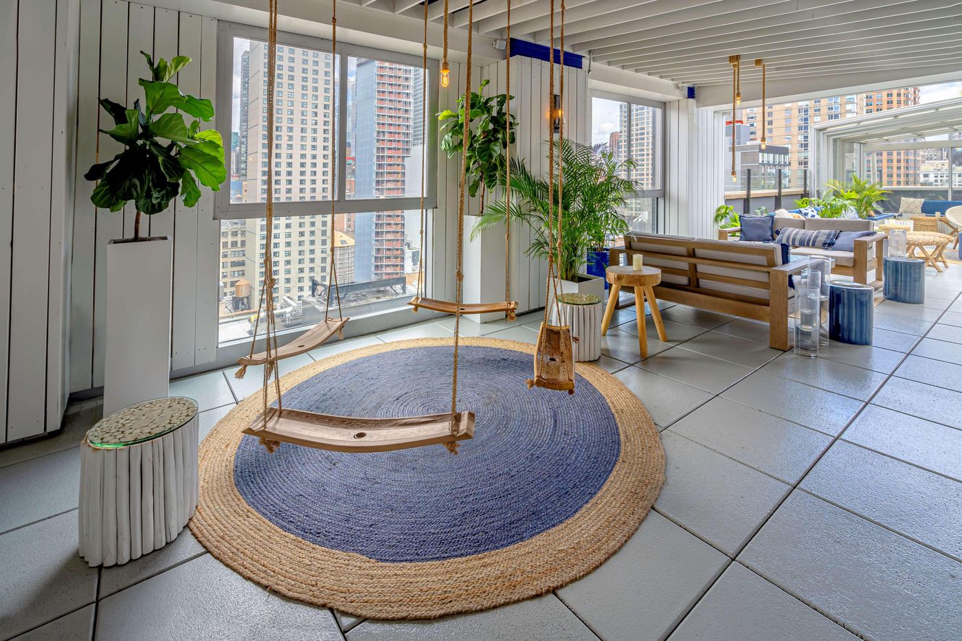 Hilton-New-York-Fashion-District-Bar-1