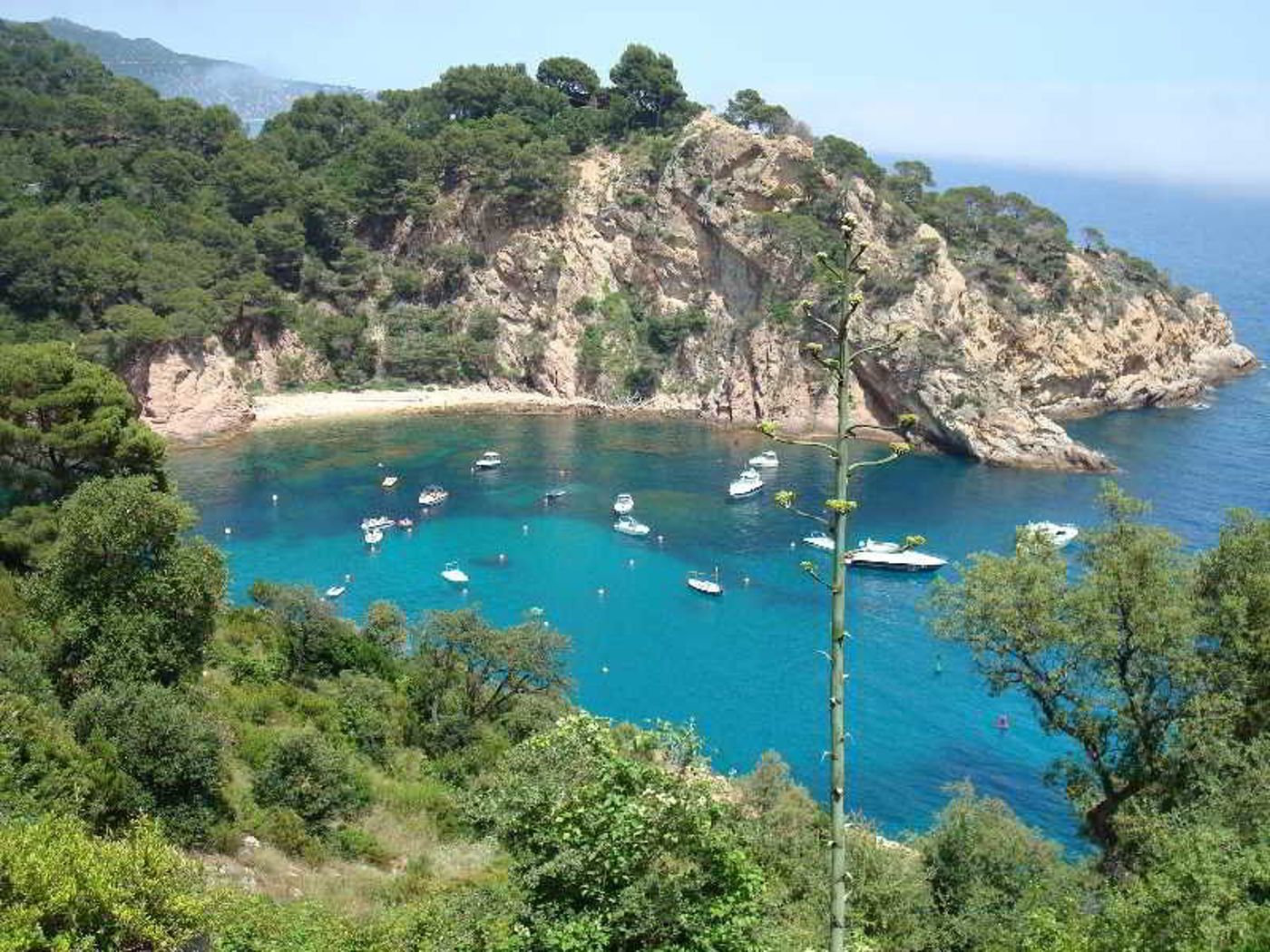 Giverola-Resort-Beach-51