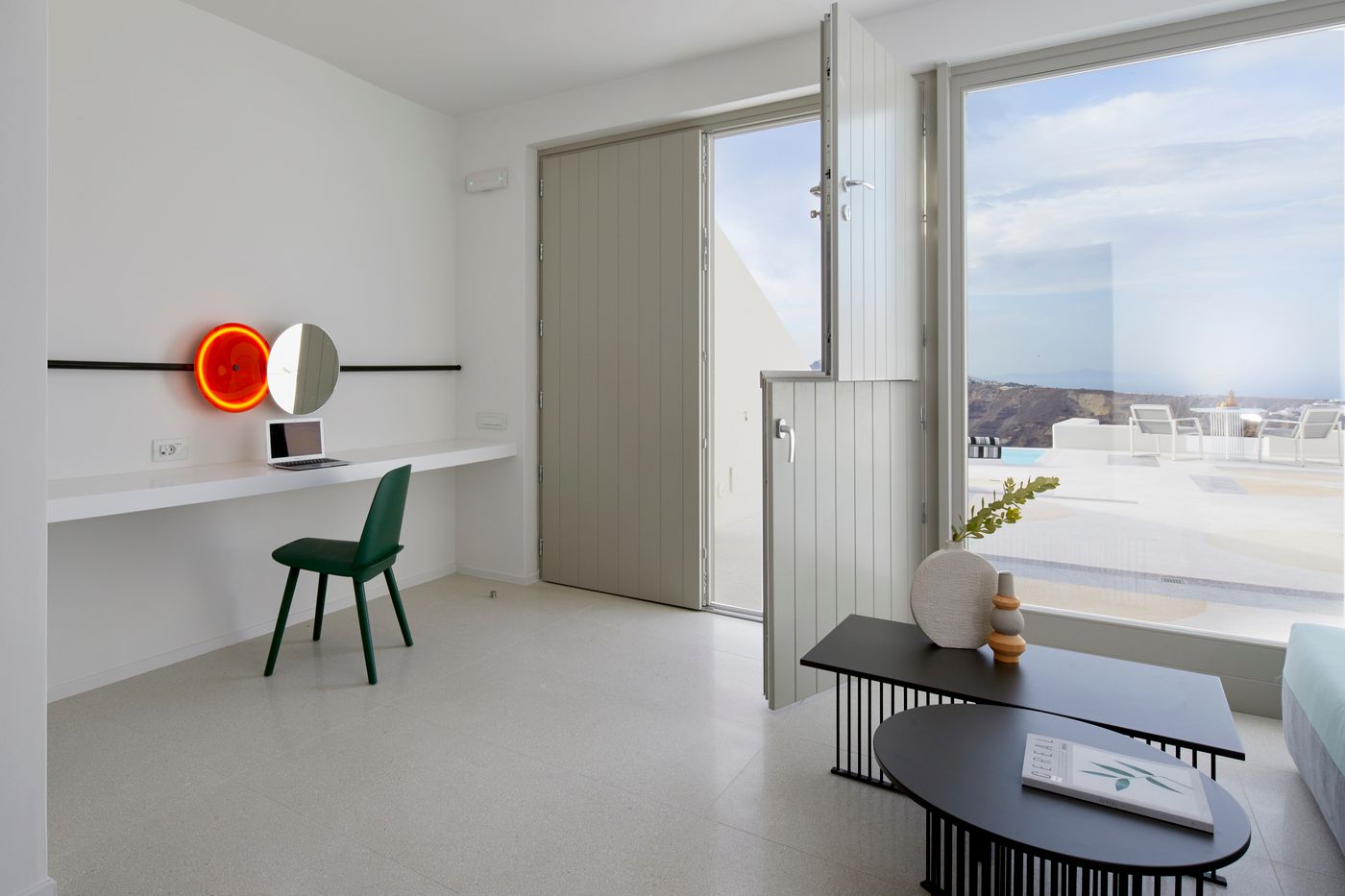 Alti-Santorini-Suites-Room-33