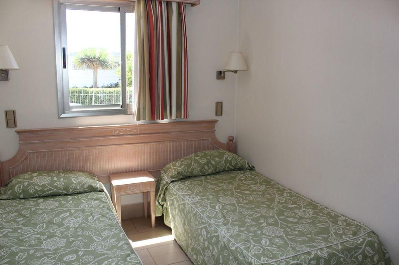 Apartamentos-Maspalomas-Oasis-General-view-5