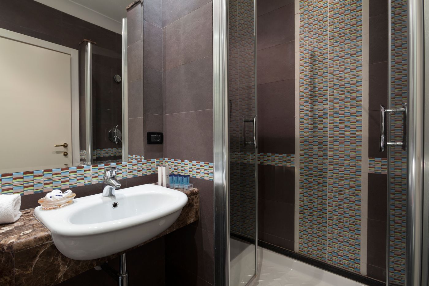 Hotel-Kennedy-Room-49