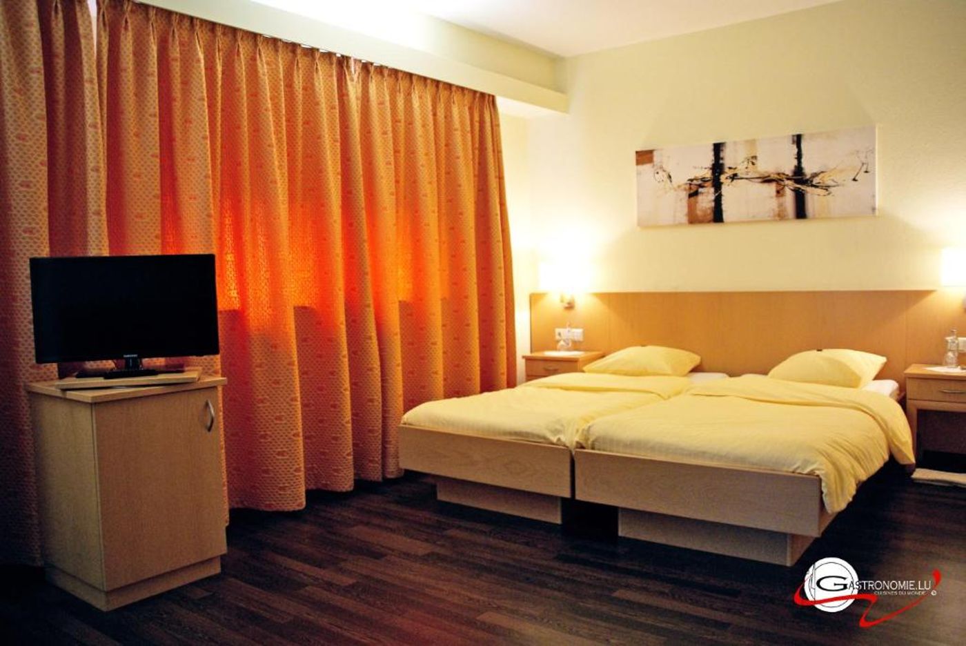 Logis-Hotel-Acacia-Room-11