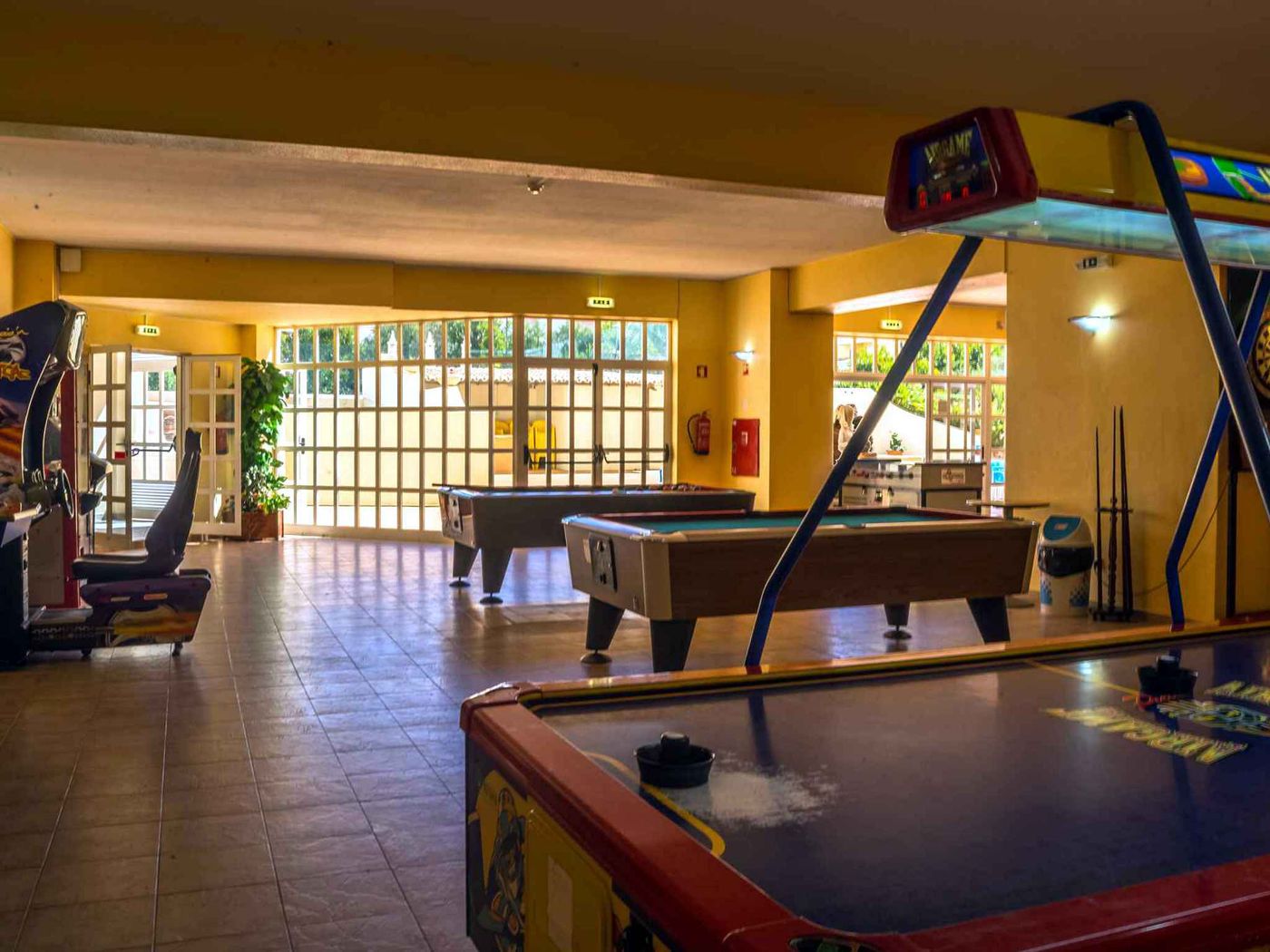 Flor-Da-Rocha-Apartments-Sports-and-Entertainment-50