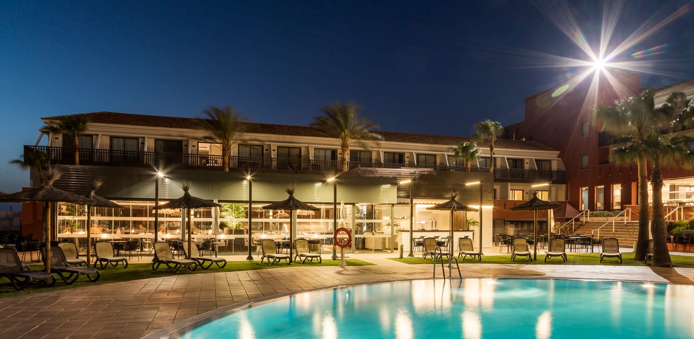 Ilunion-Calas-de-Conil-Terrace-7