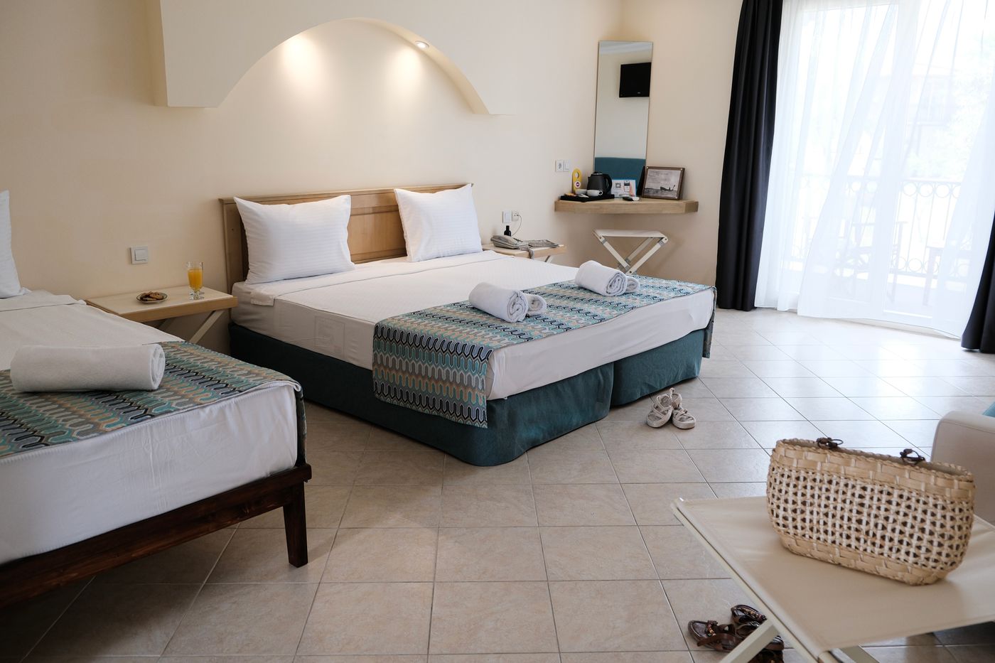 Club-Resort-Atlantis-Room-38