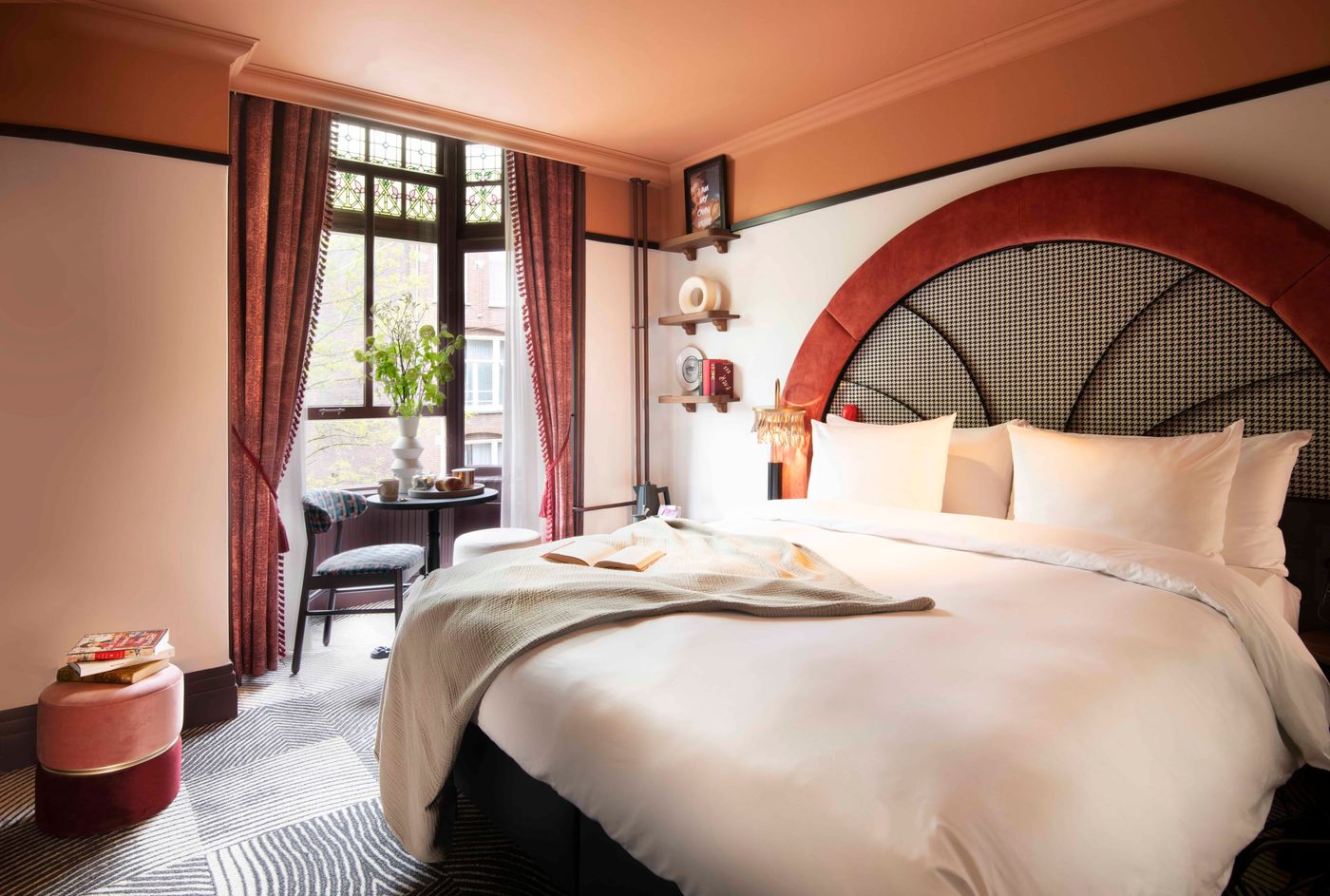 Jan-Luyken-Amsterdam-Room-20