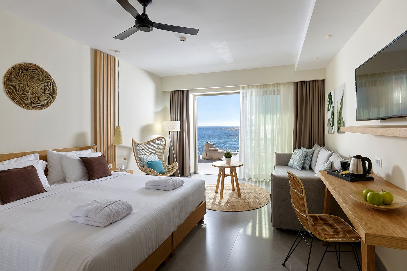 Enorme Santanna Beach Resort