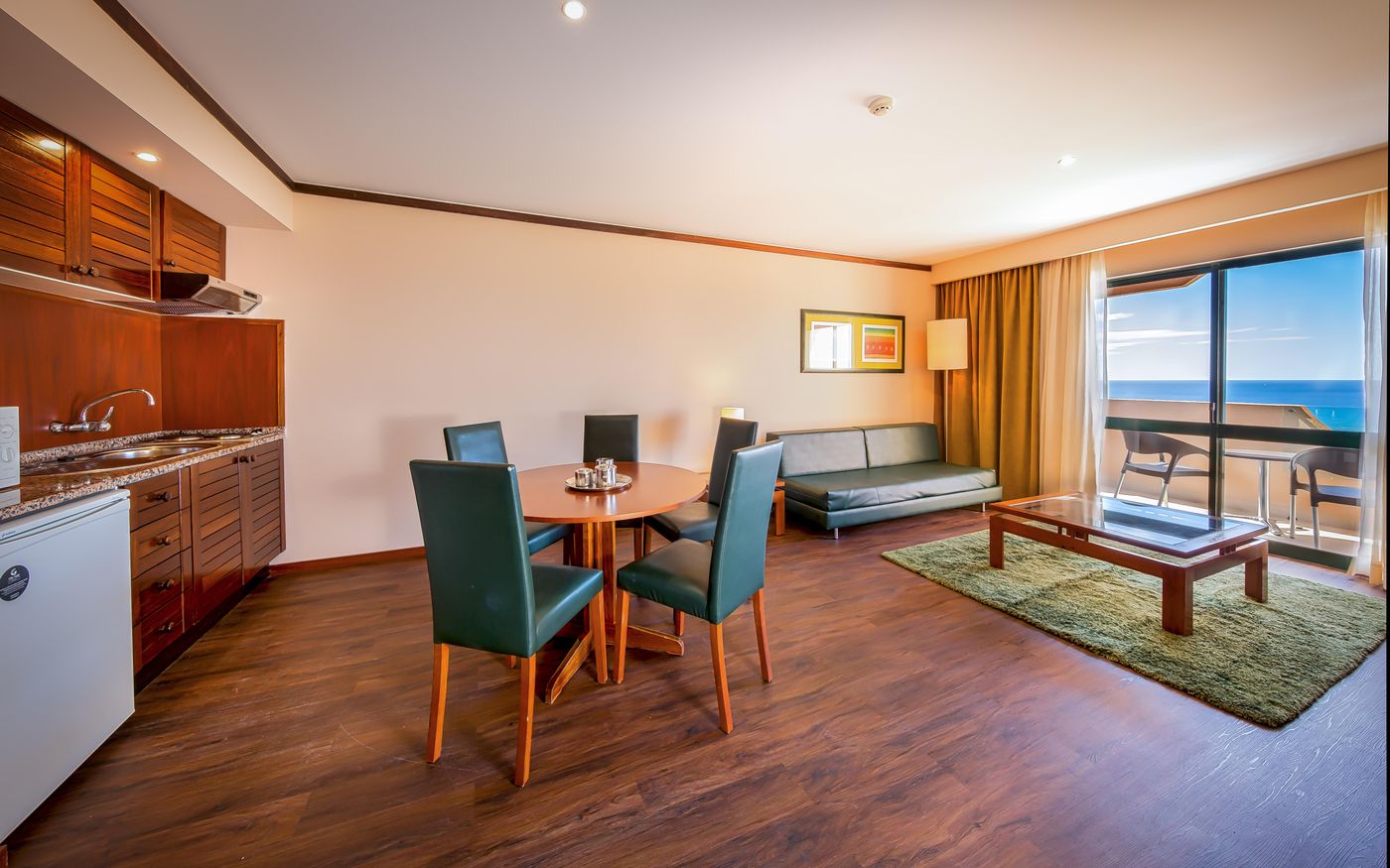 Vila-Gale-Atlantico-Room-18