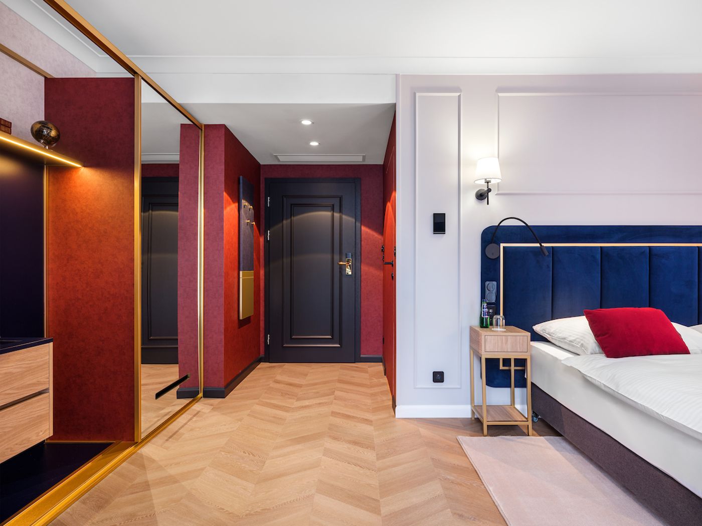 Hotel-Golden-Queen-Room-16