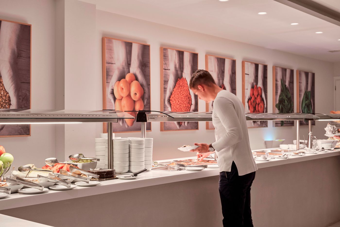 Aqua-Blue-Hotel-Restaurant-35