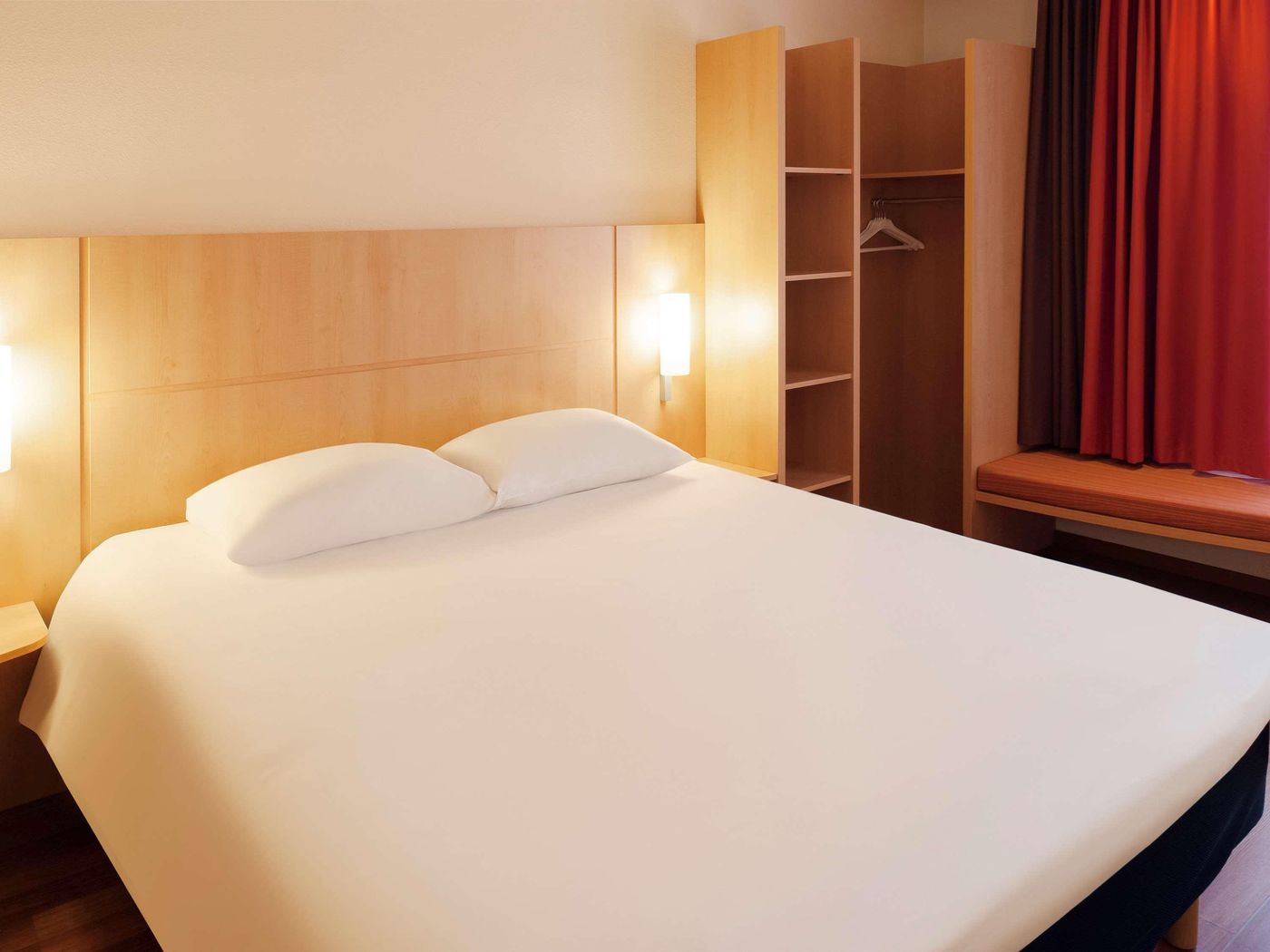 ibis-Brussels-Centre-Gare-Midi-Room-37