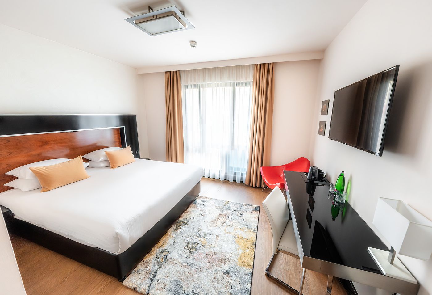 Grand-Majestic-Plaza-Hotel-Room-25