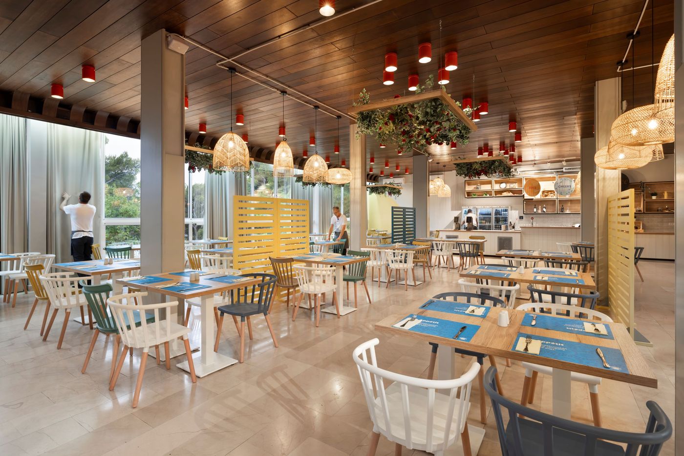 Sunny-Makarska-by-Valamar-Restaurant-27