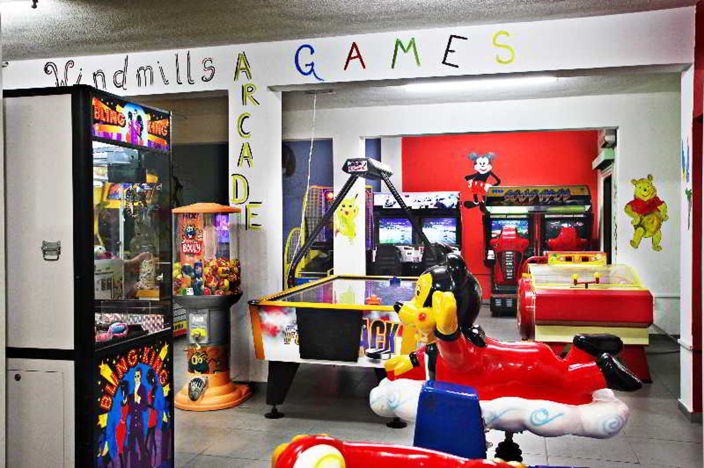 Windmills-Hotel-Apartments-Sports-and-Entertainment-45