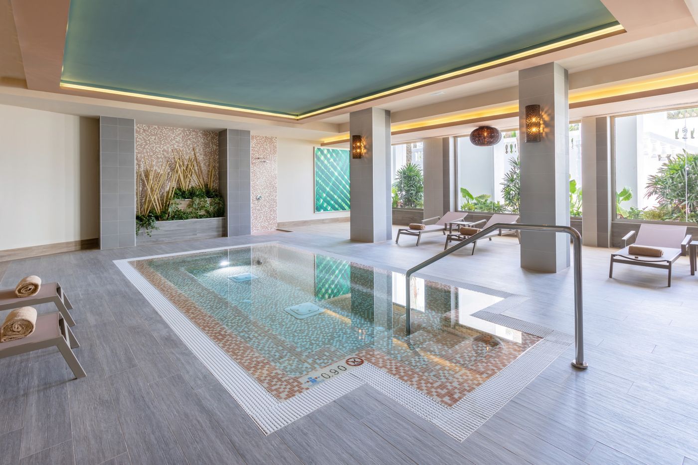 Riu-Palace-Maspalomas-Pool-41