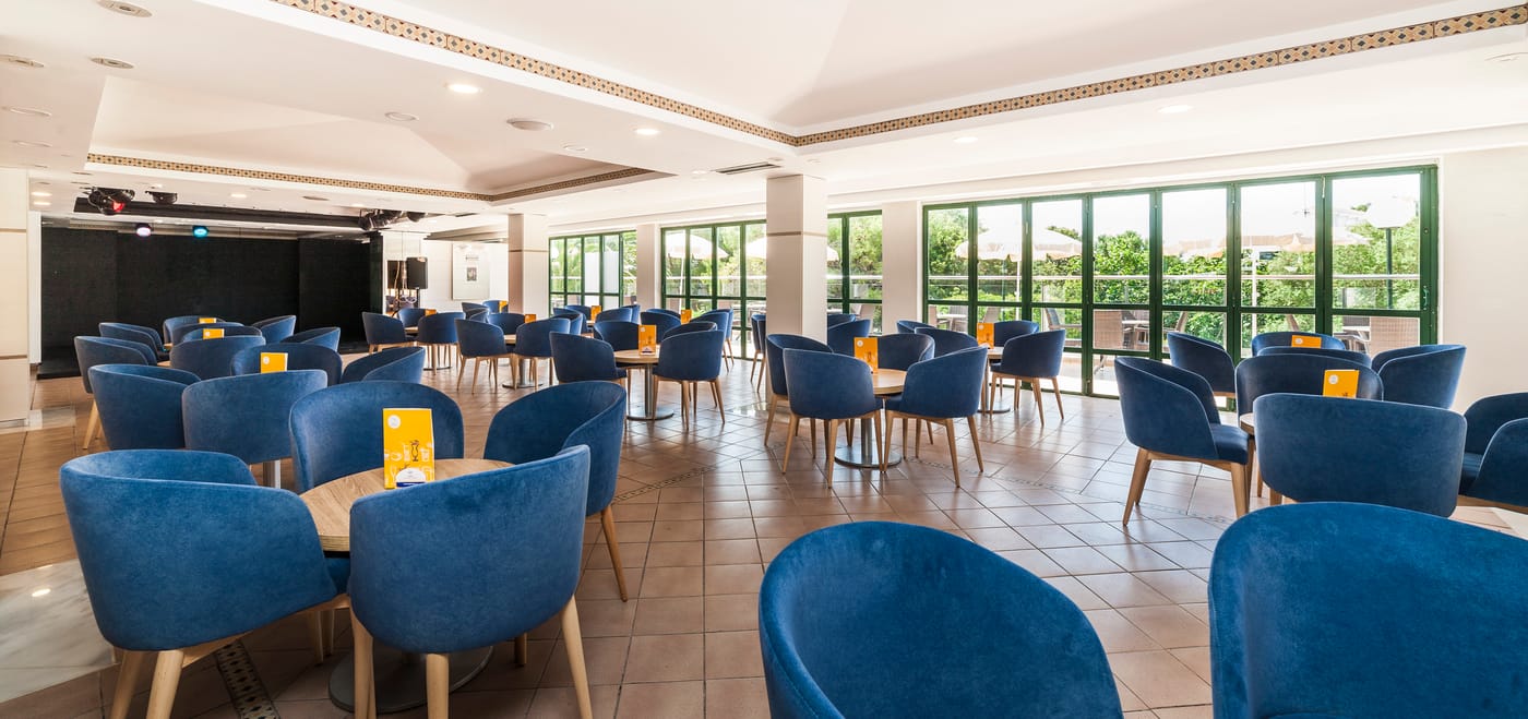 Globales-Cala------n-Blanes-Bar-29