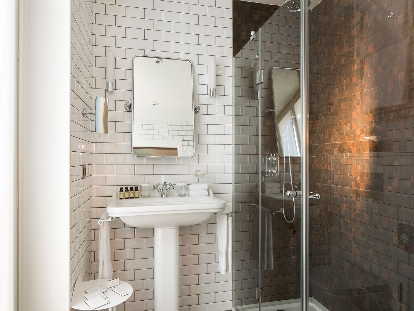 Whistler-Hotel-Room-22