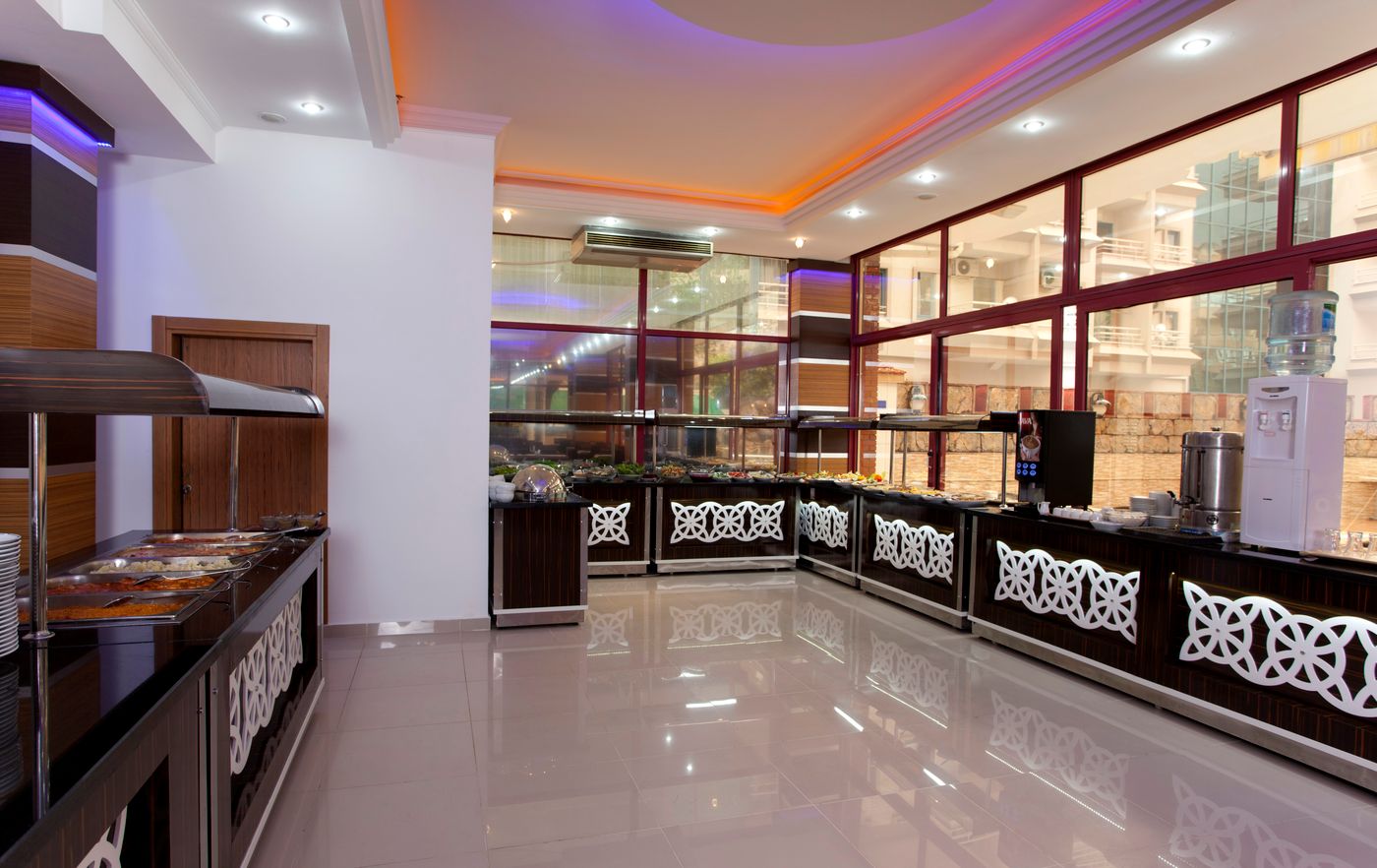 Diamore-Hotel-Restaurant-9