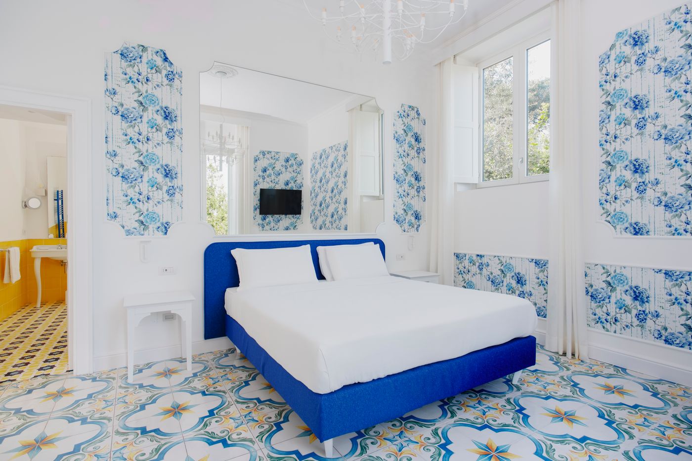 Relais-Correale-Rooms-Garden-Room-11