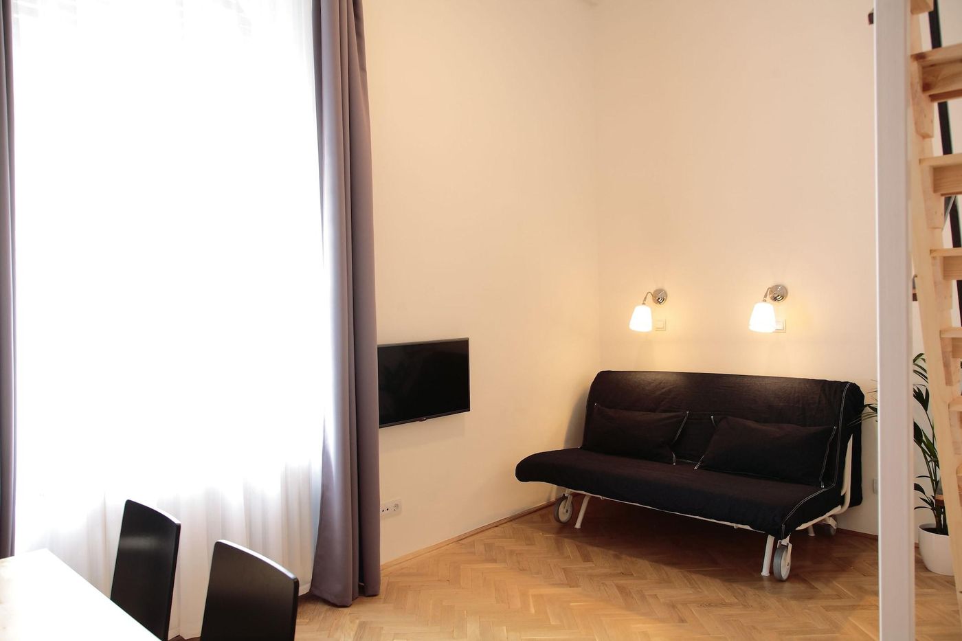 Maverick-Apartments---Vintage-Doubles-Room-30