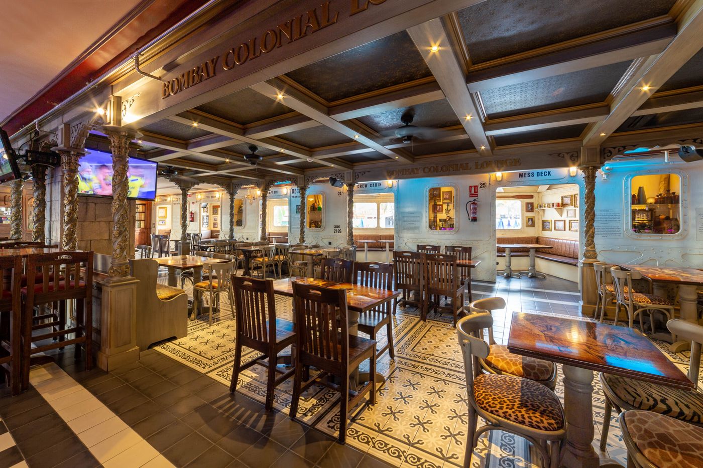 Hotel Ambassador I & II 