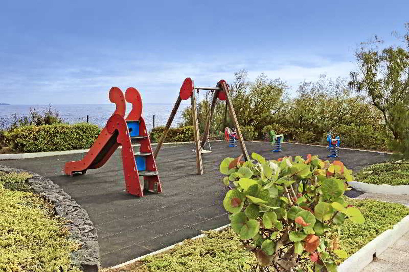 H10-Costa-Salinas-Sports-and-Entertainment-10