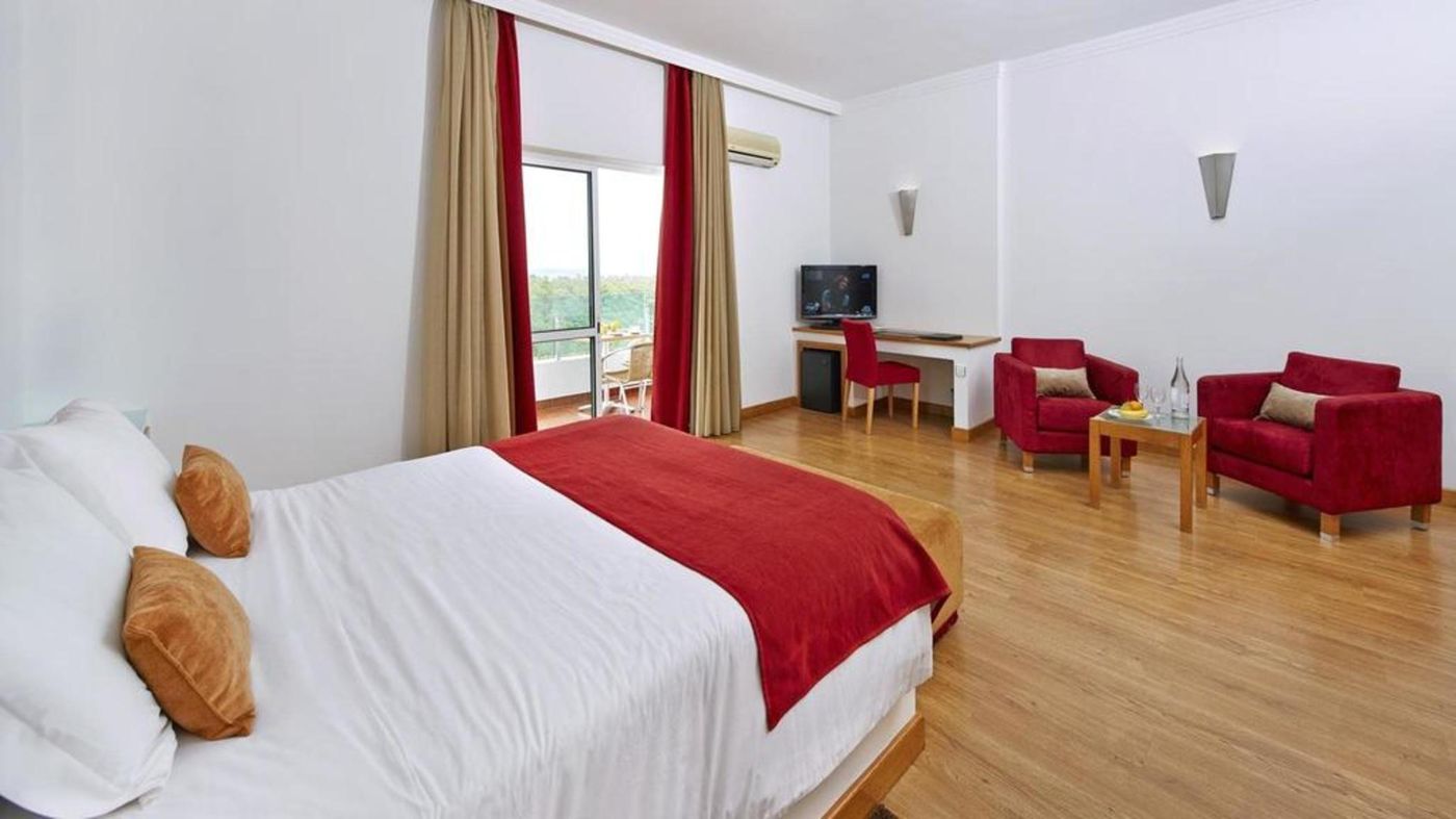 Alcazar-Hotel-Room-17