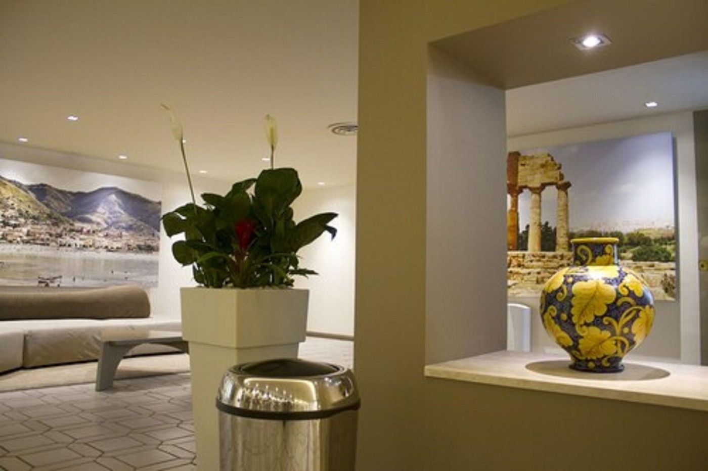 MClub-Lipari-Lobby-27