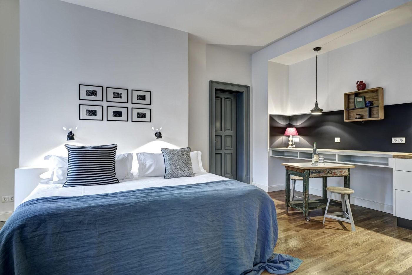 Berlin-Gorki-Apartments-Room-24