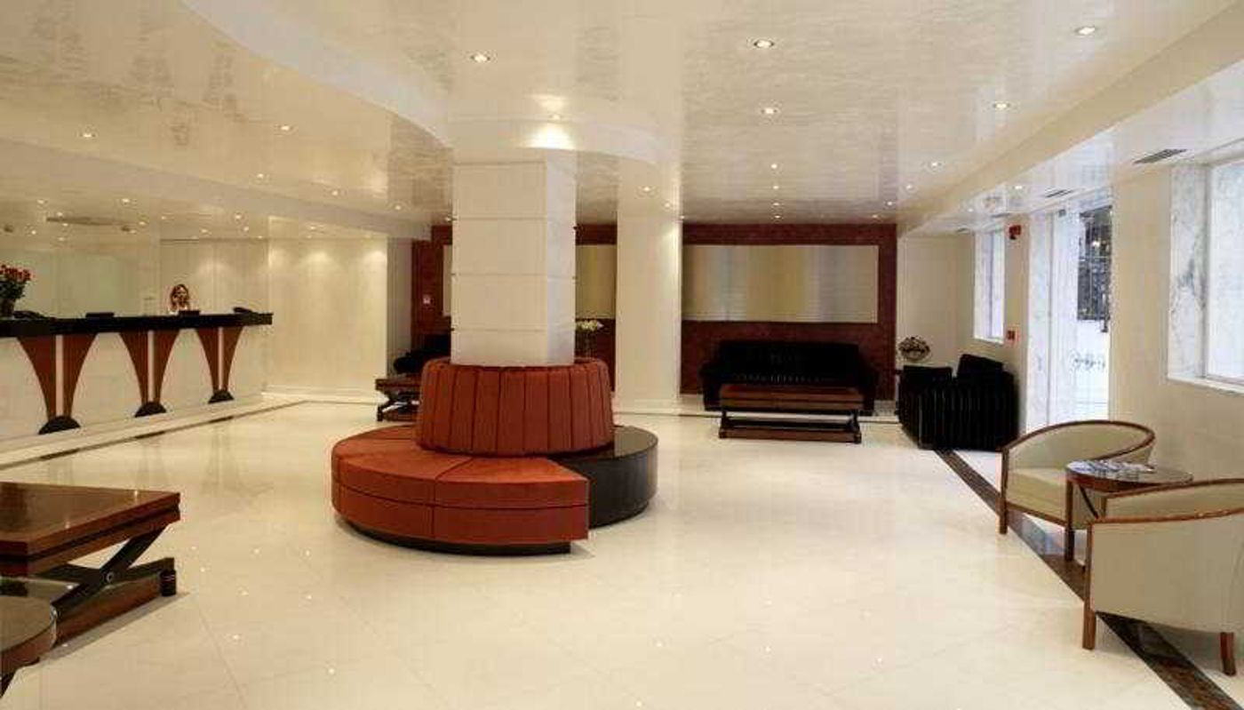 Piraeus-Theoxenia-Lobby-10