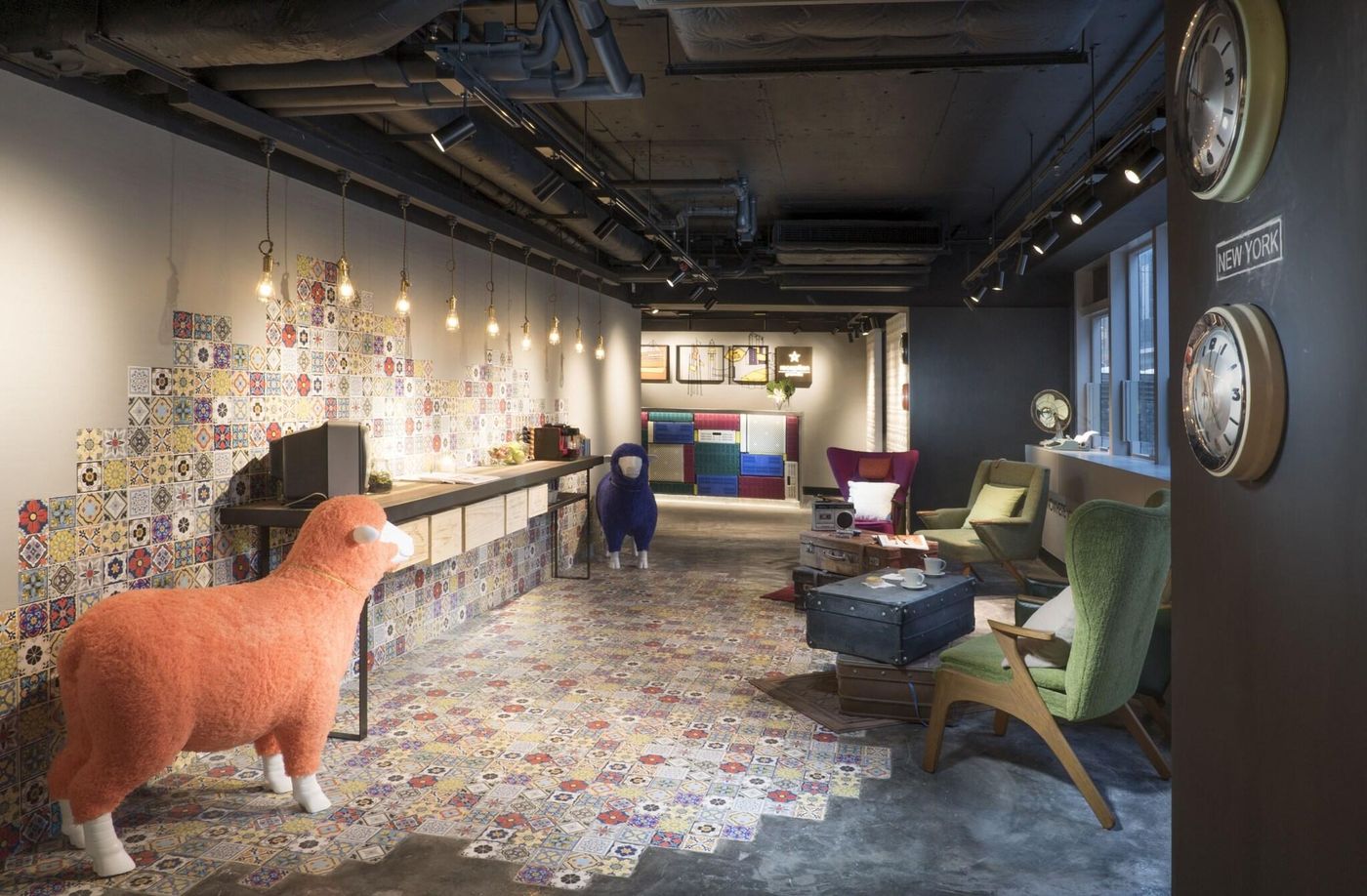 attitude-on-granville-Lobby-17