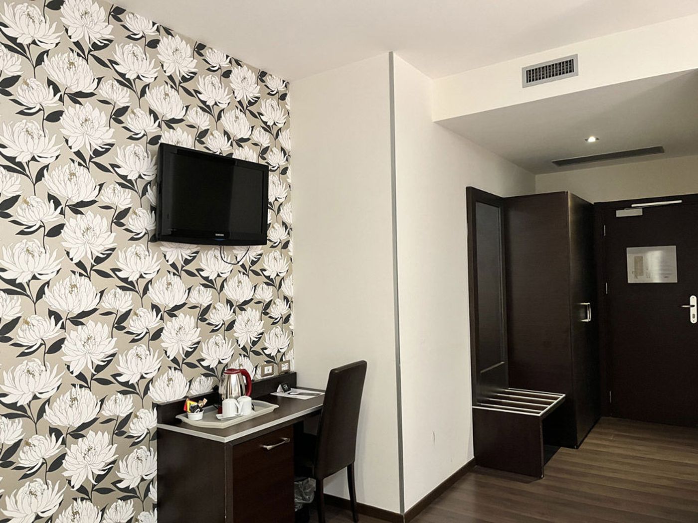 Catone-District-Hotel-Room-21