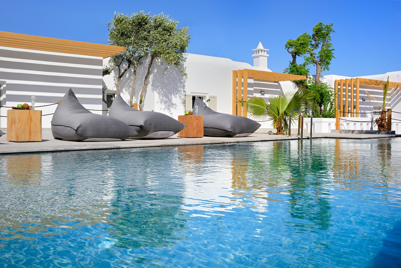 Petinos-Hotel-Pool-7