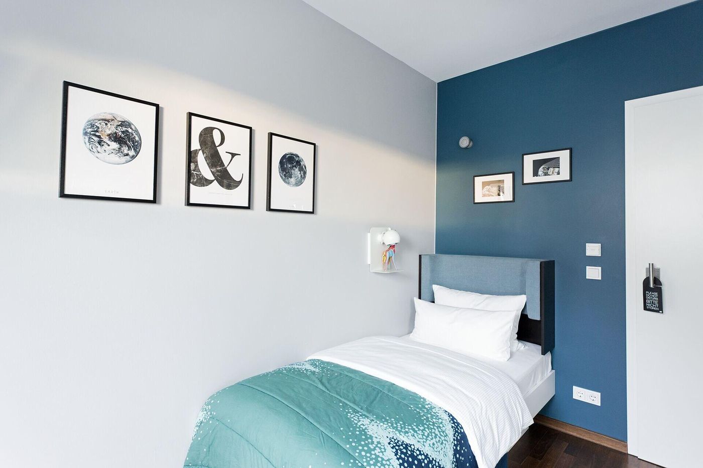 The-Circus-Hotel-Room-43