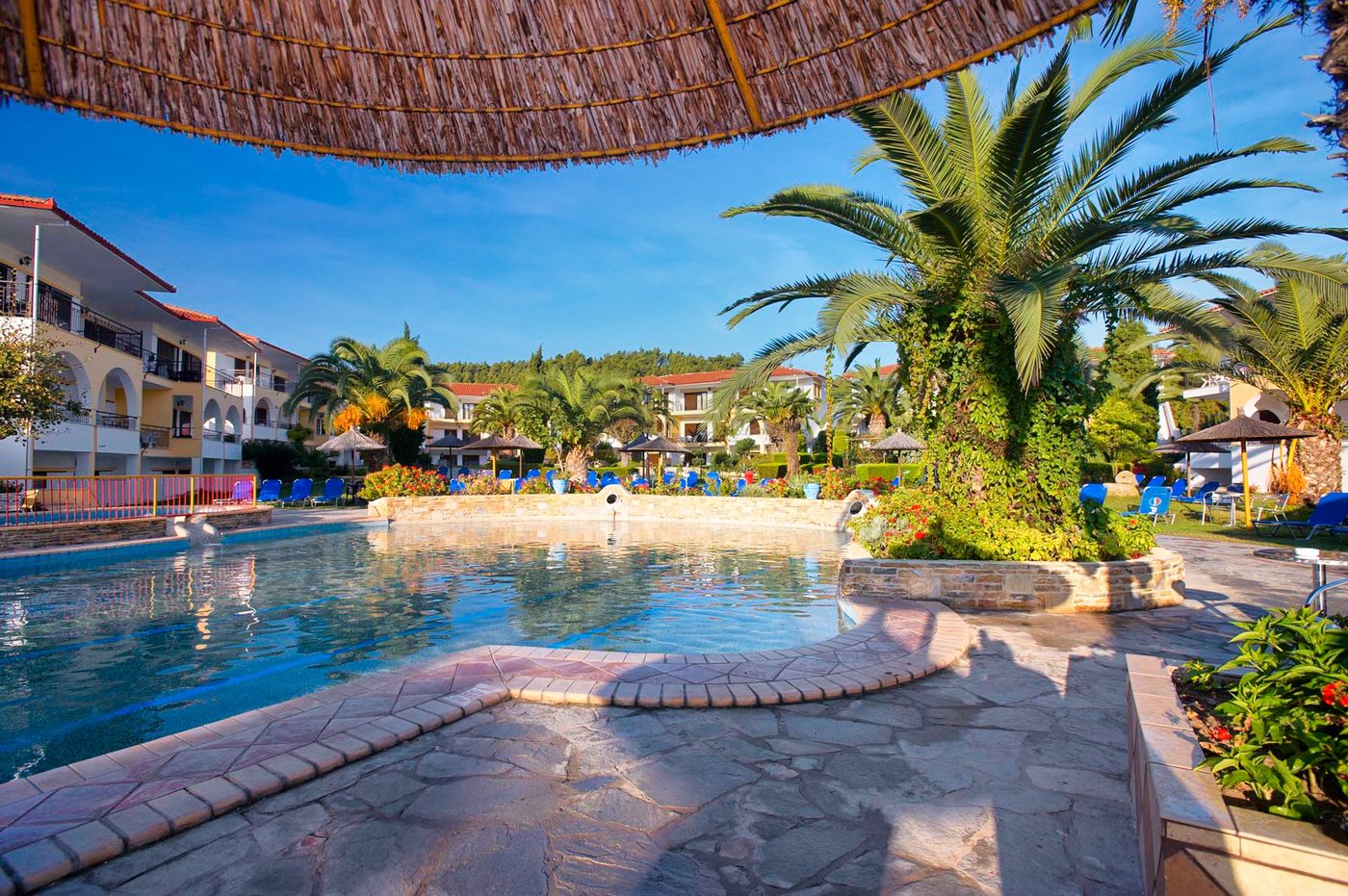 Chrousso-Village-Pool-11