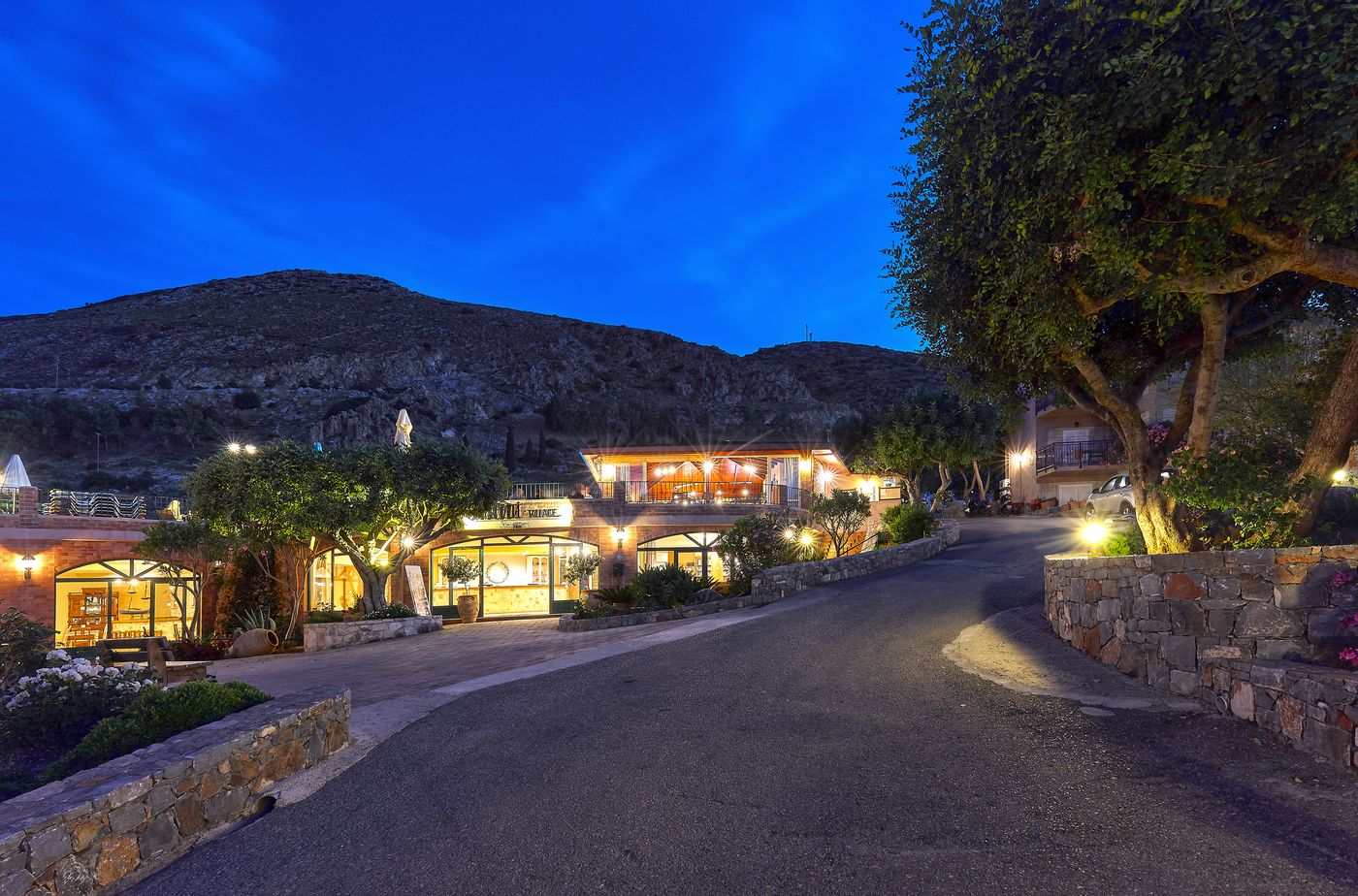 Marni-Village--Lobby-21