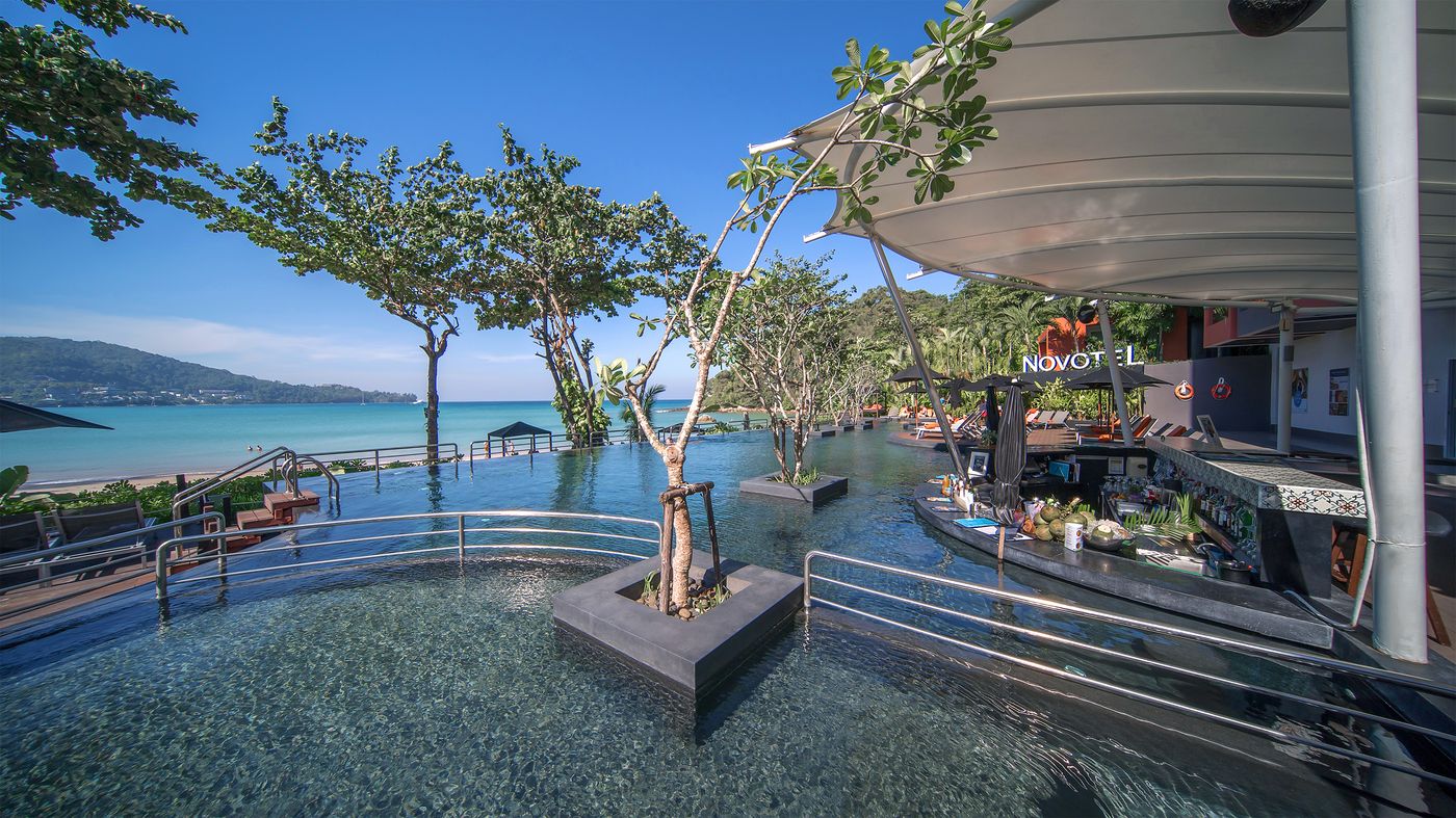 Novotel-Phuket-Kamala-Bar-25