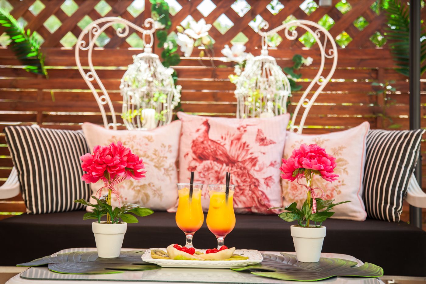 V-A--Boutique-Apartments-and-Suites-Lobby-31