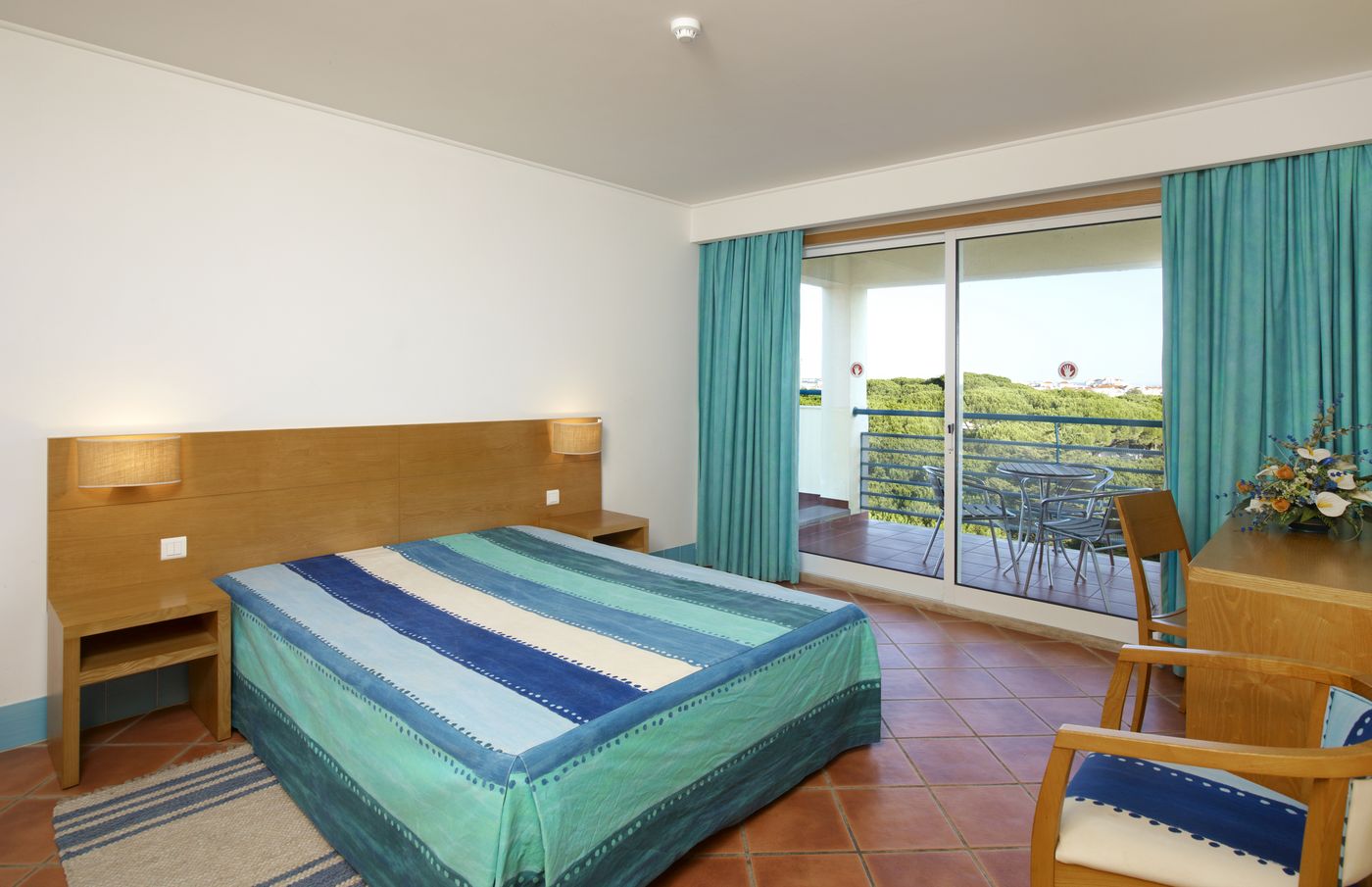 The-Patio-Suite-Hotel-Room-24